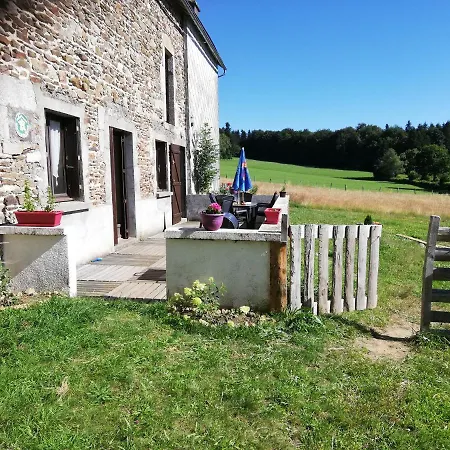 Les Chaumeix Holiday home *
